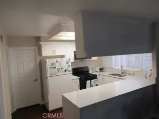 Photo #6: CV23184207 Listing 