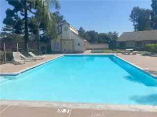 Photo #3: CV24068314 Listing 