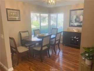 Photo #4: CV24068314 Listing 