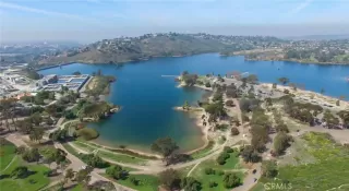 Photo #2: CV25005160 Listing