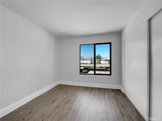 Photo #2: CV25045135 Listing