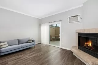 Photo #2: CV25086169 Listing 