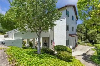 Photo #3: CV25113077 Listing 