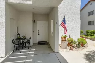 Photo #6: CV25113077 Listing 