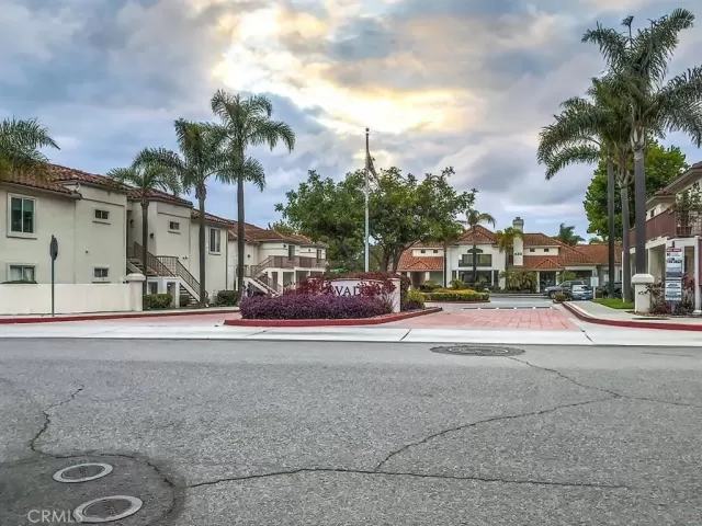 MLS: CV25128716 Condo For Sale