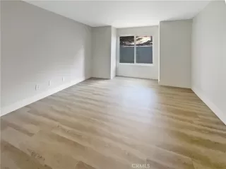 Photo #4: CV25137246 Listing 