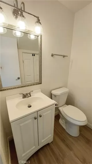 Photo #5: CV25258645 Listing 