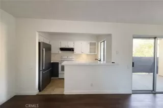 Photo #5: CV26000540 Listing 