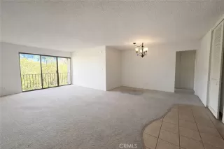 Photo #4: CV26000610 Listing 