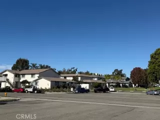 Photo #6: CV26044202 Listing