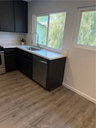 Photo #5: CV26093086 Listing 