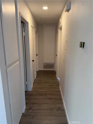 Photo #6: CV26093086 Listing 