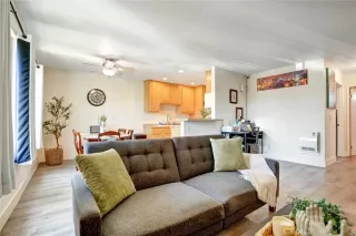 Photo #3: CV26100051 Listing 