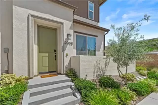 Photo #1: CV26132259 Listing