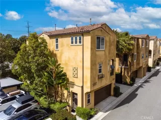 Photo #1: DW23047620 Listing