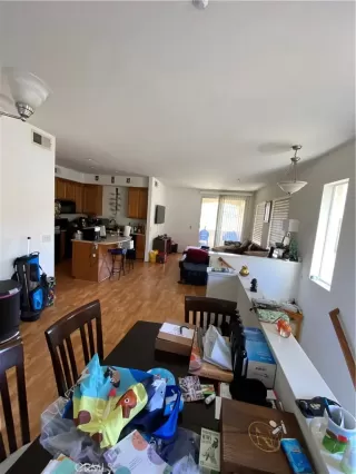 Photo #6: DW23101488 Listing