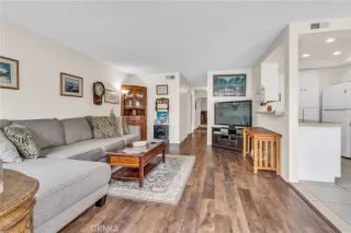 Photo #3: DW23154885 Listing