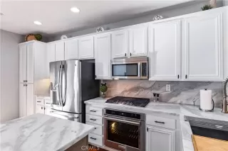 Photo #2: DW23171930 Listing 