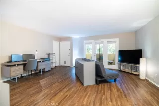 Photo #2: DW24232461 Listing 