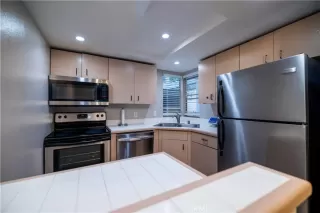 Photo #4: DW24232461 Listing 