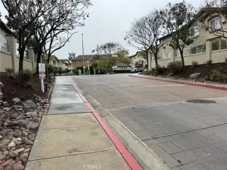 Photo #1: DW25028833 Listing