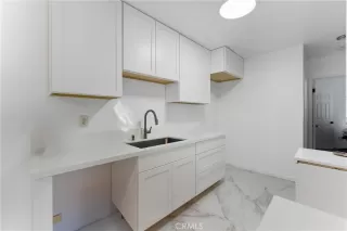 Photo #6: DW25260899 Listing 