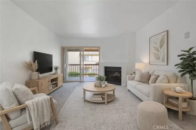 MLS: DW26034566 Condo For Sale