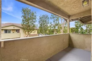 Photo #4: DW26042638 Listing