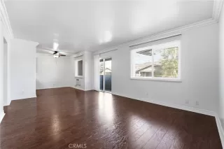 Photo #5: DW26042638 Listing