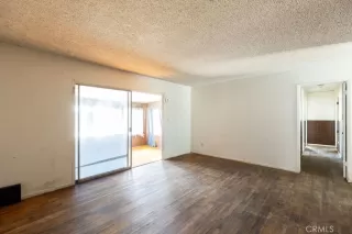 Photo #5: DW26056884 Listing 