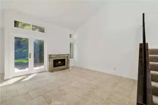 Photo #5: DW26074544 Listing 