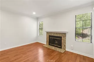 Photo #4: DW26096350 Listing 