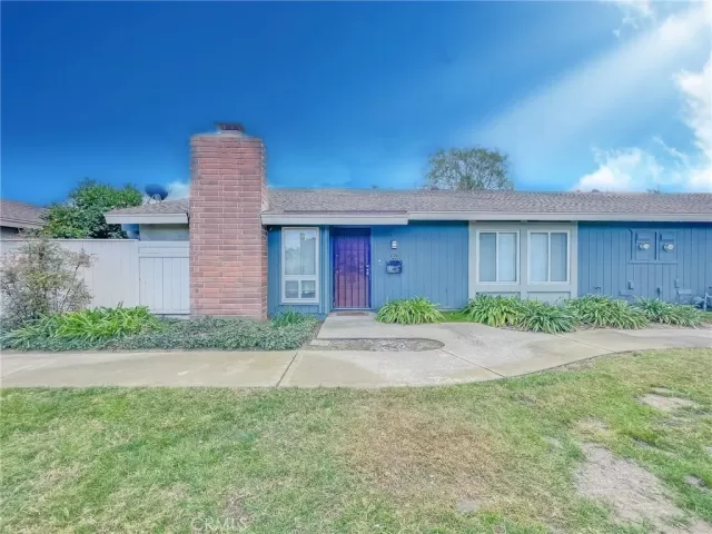 MLS: EV22252347 Condo For Sale