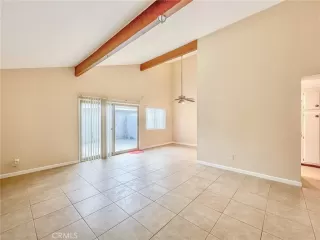 Photo #4: EV22252347 Listing