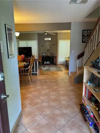 Photo #3: EV24085425 Listing