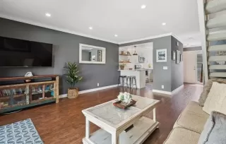 Photo #5: FR23218559 Listing