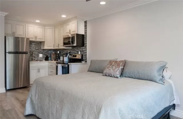 MLS: FR24073267 Condo For Sale