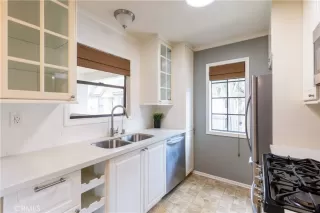 Photo #4: FR24121681 Listing 