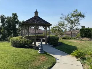 Photo #2: GD24187448 Listing