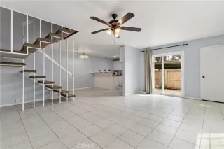 Photo #6: HD26050790 Listing 