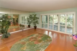 Photo #2: HD26175378 Listing
