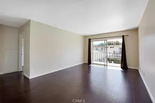 Photo #3: IG23060256 Listing