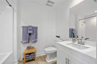 Photo #5: IG23093896 Listing