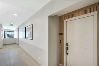 Photo #2: IG25153781 Listing