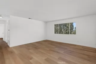 Photo #3: IG25167919 Listing