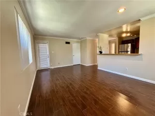 Photo #2: IG25174208 Listing