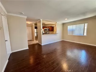 Photo #3: IG25174208 Listing