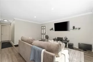 Photo #1: IG25236314 Listing