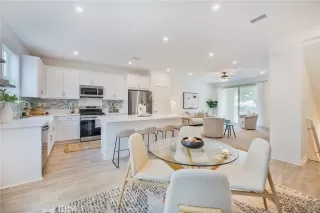 Photo #4: IG26018147 Listing 