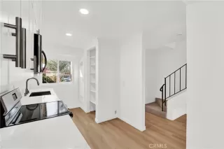 Photo #6: IG26025299 Listing 